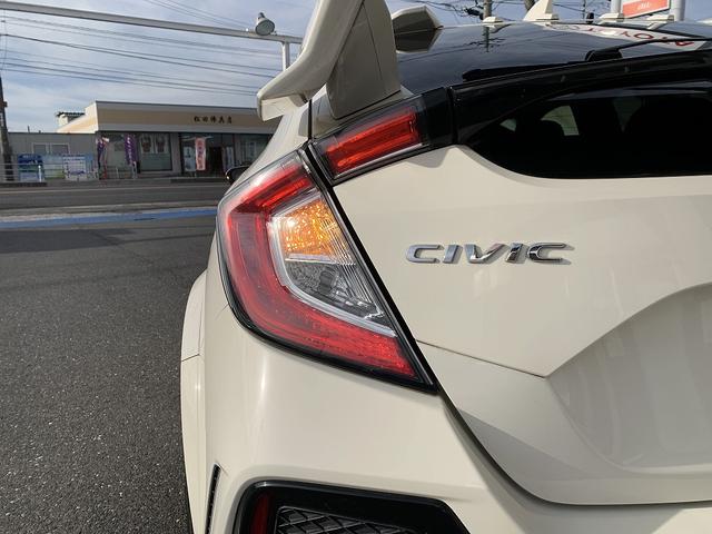 シビック タイプＲ　☆タイプＲ専用インテリア☆専用エアロ☆車高調☆　タイプＲ専用インテリア＆エアロ☆車高調☆アドバン１８ＡＷ☆ブレンボキャリパー☆ナビＴＶ☆Ｂｌｕｅｔｏｏｔｈ☆クルーズコントロール☆ＬＥＤライト☆スマートキーｘ２☆プッシュスタート☆試乗予約受付中☆（62枚目）