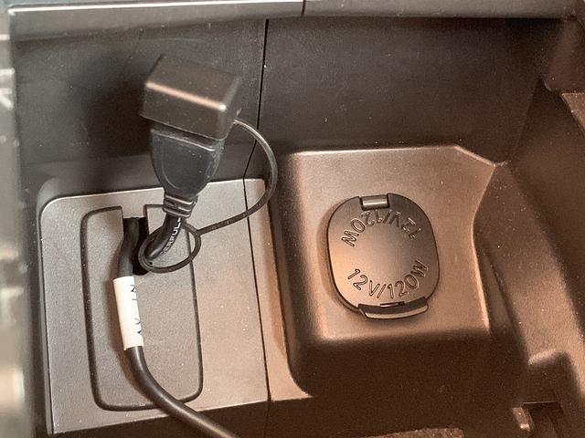 レヴォーグ １．６ＧＴ－Ｓアイサイト　☆４ＷＤ☆車高調☆メモリーナビ☆　アイサイトＶｅｒ３☆ＨＫＳ車高調☆ＳＤナビＴＶ☆バックカメラ☆ＥＴＣ☆ＳＴｉ用１８ＡＷ＆ハンドル☆追従走行☆ＬＥＤライト☆ＬＥＤフォグ☆スマートキー☆プッシュスタート☆アイドリングストップ☆試乗ＯＫ（31枚目）