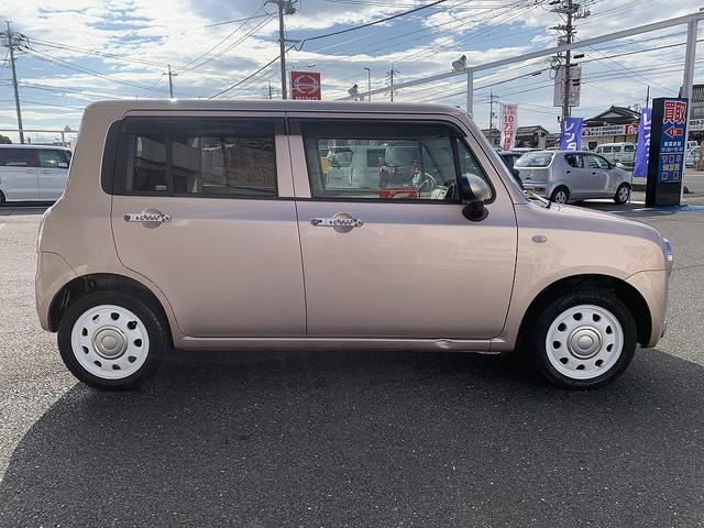 アルトラパンショコラ Ｇ　☆専用レザー調シート☆専用インテリア☆ＳＤナビＴＶ☆　専用インテリア☆専用レザー調シート☆ＳＤナビＴＶ☆Ｂｌｕｅｔｏｏｔｈ☆バックカメラ☆ビルトインＥＴＣ☆前後ドラレコ☆アイドリングストップ☆ＨＩＤライト☆スマートキー☆プッシュスタート☆試乗ＯＫ（24枚目）