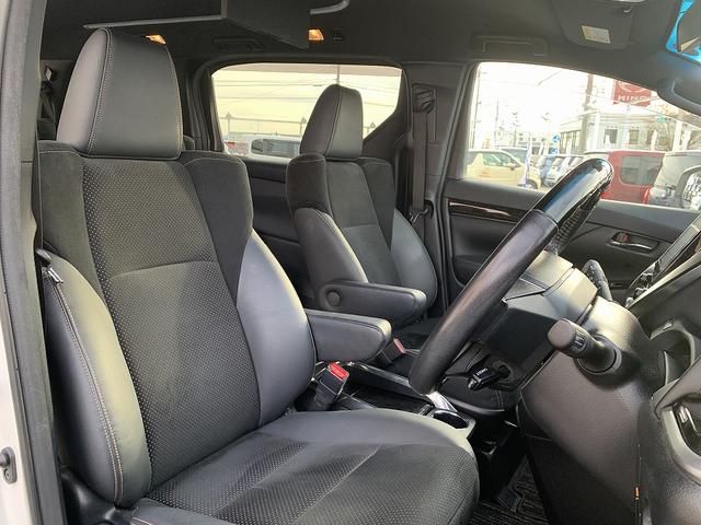 アルファード ２．５Ｓ　タイプゴールド　☆禁煙車☆トヨタセーフティセンス☆　メーカー９インチナビ☆Ｂｌｕｅｔｏｏｔｈ☆バックカメラ☆ＥＴＣ☆前後ドラレコ☆フリップダウンモニター☆トヨタセーフティセンス☆パワーバックドア☆側電動スライドドア☆ウッドコンビハンドル☆試乗ＯＫ（18枚目）