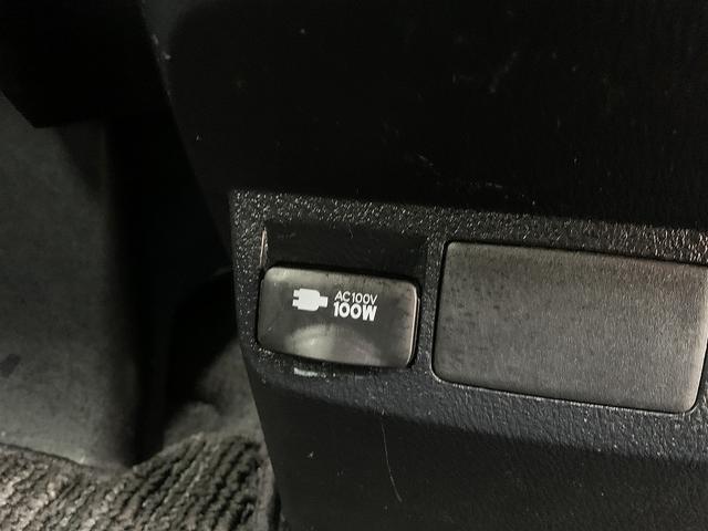 アルファード ２．５Ｓ　タイプゴールド　☆禁煙車☆トヨタセーフティセンス☆　メーカー９インチナビ☆Ｂｌｕｅｔｏｏｔｈ☆バックカメラ☆ＥＴＣ☆前後ドラレコ☆フリップダウンモニター☆トヨタセーフティセンス☆パワーバックドア☆側電動スライドドア☆ウッドコンビハンドル☆試乗ＯＫ（59枚目）