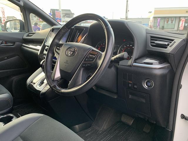 アルファード ２．５Ｓ　タイプゴールド　☆禁煙車☆トヨタセーフティセンス☆　メーカー９インチナビ☆Ｂｌｕｅｔｏｏｔｈ☆バックカメラ☆ＥＴＣ☆前後ドラレコ☆フリップダウンモニター☆トヨタセーフティセンス☆パワーバックドア☆側電動スライドドア☆ウッドコンビハンドル☆試乗ＯＫ（64枚目）