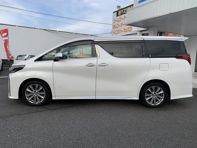 アルファード ２．５Ｓ　タイプゴールド　☆禁煙車☆トヨタセーフティセンス☆　メーカー９インチナビ☆Ｂｌｕｅｔｏｏｔｈ☆バックカメラ☆ＥＴＣ☆前後ドラレコ☆フリップダウンモニター☆トヨタセーフティセンス☆パワーバックドア☆側電動スライドドア☆ウッドコンビハンドル☆試乗ＯＫ（66枚目）
