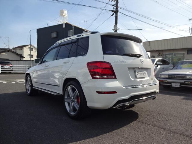 ＧＬＫクラス ＧＬＫ３５０　４マチックＡＭＧスポーツパッケージ　・左ハンドル・純正ナビ・Ｂカメラ・パワーバックドア・フルセグＴＶ・アテンションアシスト・ハーフレザー・前席メモリ付きパワーシート・前席シートヒーター・Ｂｌｕｅｔｏｏｔｈ音楽・純正ＡＷ１９インチ・ＥＴＣ（7枚目）