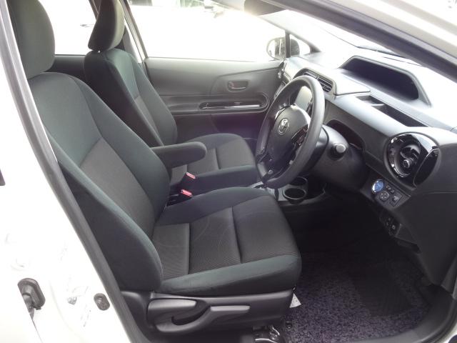 アクア Ｓスタイルブラック　・車検Ｒ９年９月まで・純正ナビ・フルセグＴＶ・Ｂｌｕｅｔｏｏｔｈ音楽・コムテック製ドラレコ前後２カメラ・ＥＴＣ・セーフティセンスＣ・オートヘッドライト・社外アルミ・ロック連動ドアミラー・ＳＤ音楽録音（8枚目）