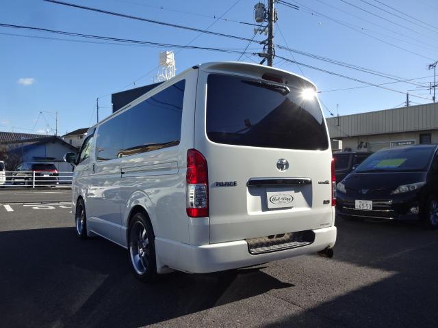 ハイエースバン スーパーＧＬ　ダークプライム　・エアロ・両側パワスラ・純正ナビ・フリップダウンモニター・Ｂカメラ・フルセグＴＶ・ＬＥＤヘッド＋フォグ・ミラー型ドラレコ前後２カメラ・ナビ連動ビルトインＥＴＣ・ファブレスアルミ１８インチ（ＪＷＬ－Ｔ）（7枚目）