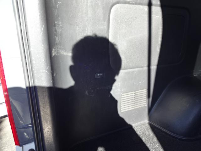 ハイエースバン スーパーＧＬ　ダークプライム　・エアロ・両側パワスラ・純正ナビ・フリップダウンモニター・Ｂカメラ・フルセグＴＶ・ＬＥＤヘッド＋フォグ・ミラー型ドラレコ前後２カメラ・ナビ連動ビルトインＥＴＣ・ファブレスアルミ１８インチ（ＪＷＬ－Ｔ）（56枚目）