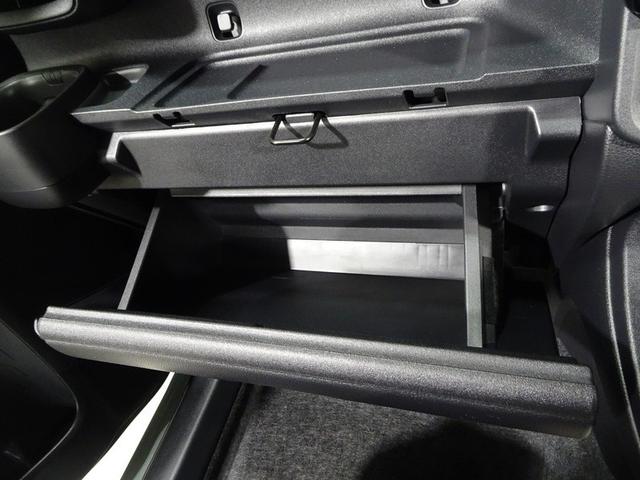 シエンタ ハイブリッドZ 4WD フルセグ メモリーナビ ミュージックプレイヤー接続可 バックカメラ 衝突被害軽減システム ETC ドラレコ 両側電動スライド LEDヘッドランプ ウオークスルー ワンオーナー 記録簿(33枚目)