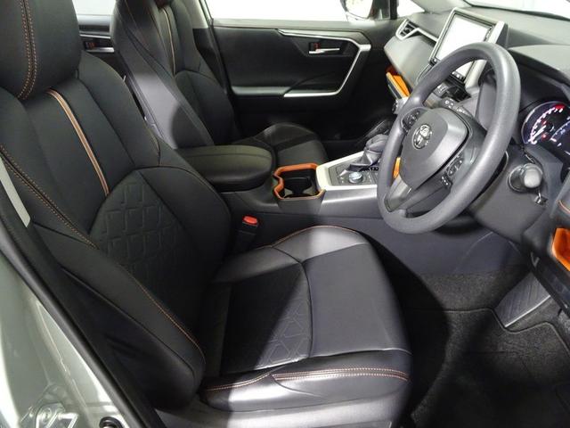 RAV4 アドベンチャー 4WD フルセグ メモリーナビ DVD再生 バックカメラ 衝突被害軽減システム LEDヘッドランプ 記録簿(11枚目)