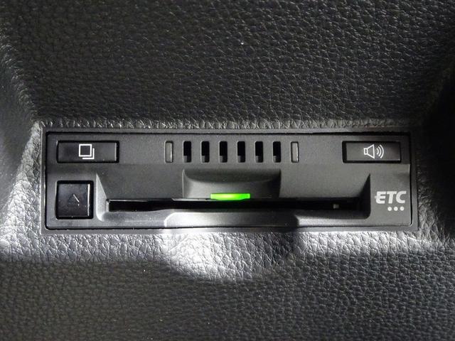 ヤリスクロス ハイブリッドZ 4WD ミュージックプレイヤー接続可 バックカメラ 衝突被害軽減システム ETC ドラレコ LEDヘッドランプ ワンオーナー(12枚目)