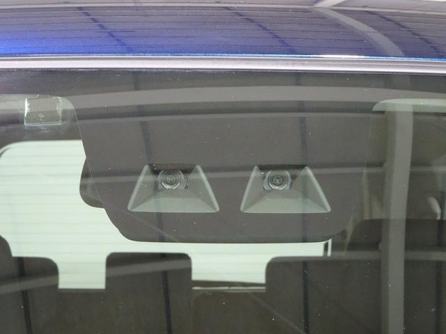 ルーミー カスタムＧ－Ｔ　フルセグ　メモリーナビ　ＤＶＤ再生　バックカメラ　衝突被害軽減システム　オートハイビーム　コーナーセンサー　クルーズコントロール　ＥＴＣ　スマートキー　両側電動スライド　ＬＥＤヘッドランプ　純正アルミ（7枚目）