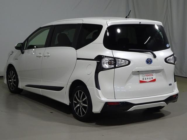 シエンタ ハイブリッドＧ　ワンセグ　メモリーナビ　ミュージックプレイヤー接続可　バックカメラ　衝突被害軽減システム　両側電動スライド　ウオークスルー　乗車定員７人　３列シート　ワンオーナー　フルエアロ　記録簿（4枚目）