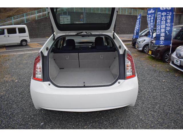 S TRDエアロ ETC アルミホイール HID スマートキー 電動格納ミラー CVT 盗難防止システム 衝突安全ボディ 記録簿 ABS CD ミュージックプレイヤー接続可 エアコン パワーステアリング(66枚目)