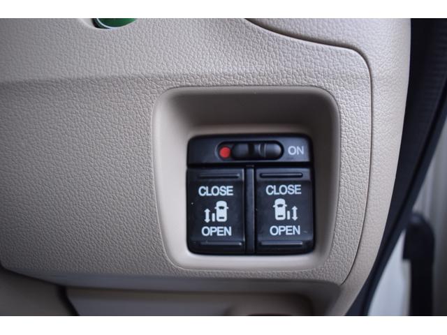 Ｎ－ＢＯＸ Ｇ・ターボＬパッケージ　買取車　禁煙車　ＥＴＣ　ＨＩＤライト　純正ナビＴＶ　バックカメラ　両側電動スライドドア　オートクルーズコントロール　オートライト　スマートキー　アイドリングストップ　電動格納ミラー　ベンチシート（6枚目）