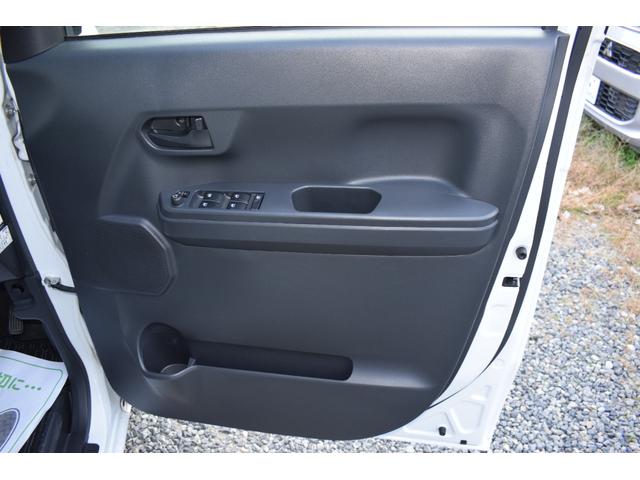 ピクシスメガ L SAIII ワンオーナー 禁煙車 LEDライト・フォグ SDナビ・TV バックカメラ ドラレコ前後 ETC 両側電動スライドドア オートマチックハイビーム アイドリングストップ 記録簿全部 全国1年保証(9枚目)