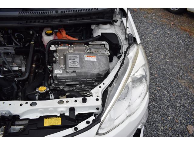 アクア Ｇブラックソフトレザーセレクション　モデリスタエアロ　純正ナビＴＶ　ＥＴＣ　オートクルーズコントロール　スマートキー　アイドリングストップ　電動格納ミラー　ＣＶＴ　盗難防止システム　衝突安全ボディ　ＡＢＳ　ＥＳＣ　Ｂｌｕｅｔｏｏｔｈ（35枚目）