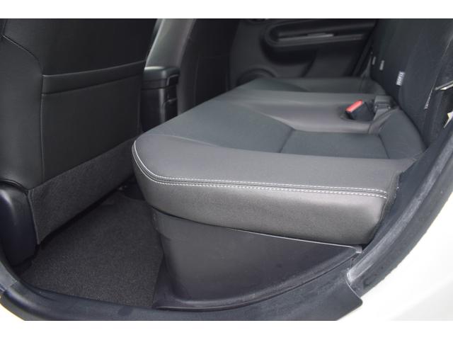 アクア Ｇブラックソフトレザーセレクション　モデリスタエアロ　純正ナビＴＶ　ＥＴＣ　オートクルーズコントロール　スマートキー　アイドリングストップ　電動格納ミラー　ＣＶＴ　盗難防止システム　衝突安全ボディ　ＡＢＳ　ＥＳＣ　Ｂｌｕｅｔｏｏｔｈ（56枚目）