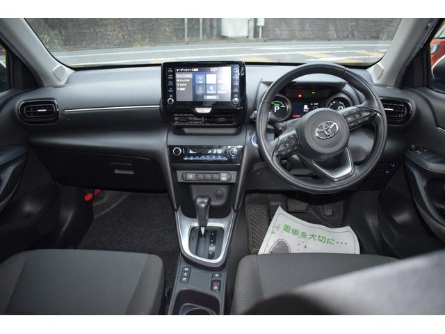 ヤリスクロス ハイブリッドＧ　禁煙車　ディスプレイオーディオ　バックカメラ　ＥＴＣ　ドラレコ前後　クリアランスソナー　オートクルーズコントロール　レーンアシスト　オートマチックハイビーム　電動リアゲート　全国１年保証（2枚目）