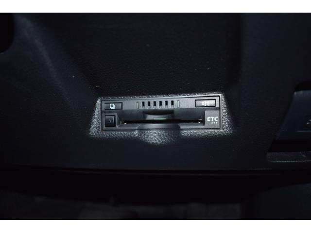 ヤリスクロス ハイブリッドＧ　禁煙車　ディスプレイオーディオ　バックカメラ　ＥＴＣ　ドラレコ前後　クリアランスソナー　オートクルーズコントロール　レーンアシスト　オートマチックハイビーム　電動リアゲート　全国１年保証（4枚目）