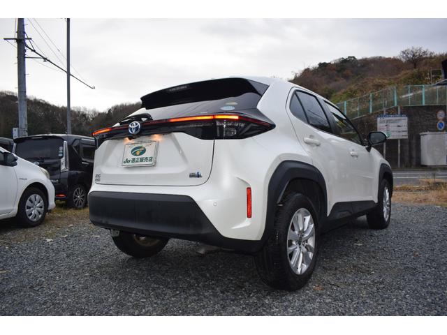ヤリスクロス ハイブリッドＧ　禁煙車　ディスプレイオーディオ　バックカメラ　ＥＴＣ　ドラレコ前後　クリアランスソナー　オートクルーズコントロール　レーンアシスト　オートマチックハイビーム　電動リアゲート　全国１年保証（16枚目）