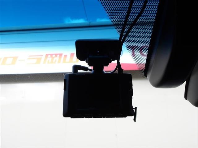万が一のトラブルのときにも役に立つドライブレコーダーを装備しています。側面衝突や幅寄せ・割り込み対策に！