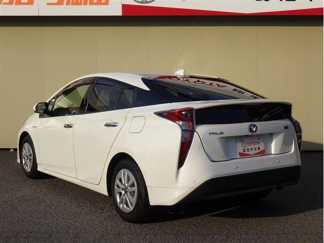 プリウス Ｓセーフティプラス　フルセグ　メモリーナビ　ＤＶＤ再生　バックカメラ　衝突被害軽減システム　ＥＴＣ　ＬＥＤヘッドランプ（6枚目）