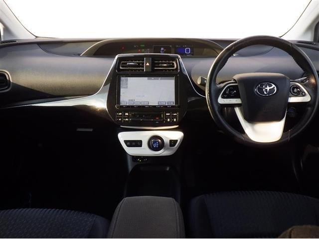 プリウス Ｓセーフティプラス　フルセグ　メモリーナビ　ＤＶＤ再生　バックカメラ　衝突被害軽減システム　ＥＴＣ　ＬＥＤヘッドランプ（7枚目）