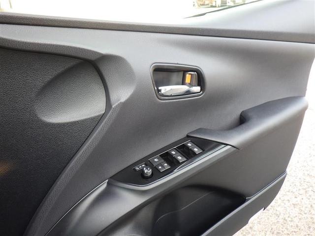 プリウス Ｓセーフティプラス　フルセグ　メモリーナビ　ＤＶＤ再生　バックカメラ　衝突被害軽減システム　ＥＴＣ　ＬＥＤヘッドランプ（18枚目）