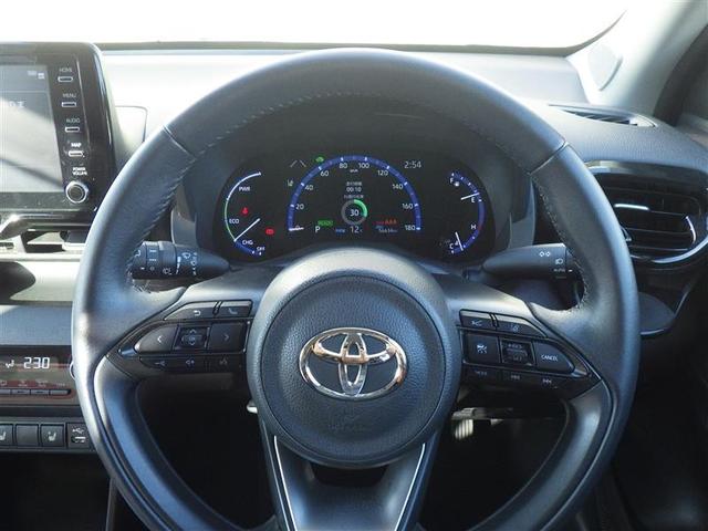 ヤリスクロス ハイブリッドＺ　フルセグ　ミュージックプレイヤー接続可　バックカメラ　衝突被害軽減システム　ＥＴＣ　ドラレコ　ＬＥＤヘッドランプ　ワンオーナー（13枚目）