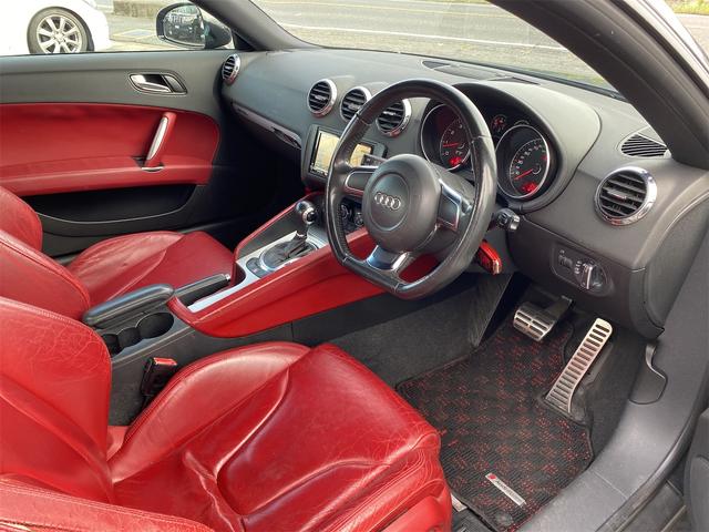 TTクーペ 3.2クワトロ BBS19インチアルミ 社外テール 4WD クラリオンSDナビBluetooth バックカメラ(31枚目)