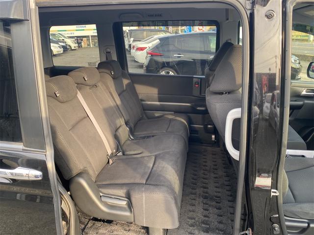 ステップワゴンスパーダ Ｚ　後期モデル　純正９インチナビ　フリップダウン　スマートキー２個　全国対応１２ヶ月保証（14枚目）