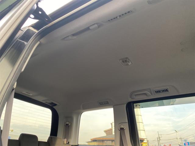 ステップワゴンスパーダ Ｚ　後期モデル　純正９インチナビ　フリップダウン　スマートキー２個　全国対応１２ヶ月保証（43枚目）