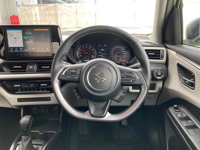 スイフト ハイブリッドMZ 全周囲カメラ ナビ TV クリアランスソナー オートクルーズコントロール レーンアシスト 衝突被害軽減システム アルミホイール オートライト LEDヘッドランプ スマートキー アイドリングストップ(3枚目)