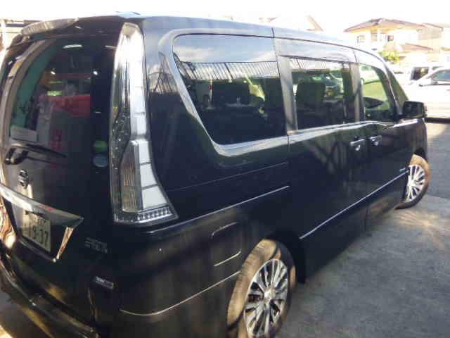 セレナ ハイウェイスター　Ｓ－ハイブリッド　後席モニター　禁煙車　ＥＴＣ（4枚目）