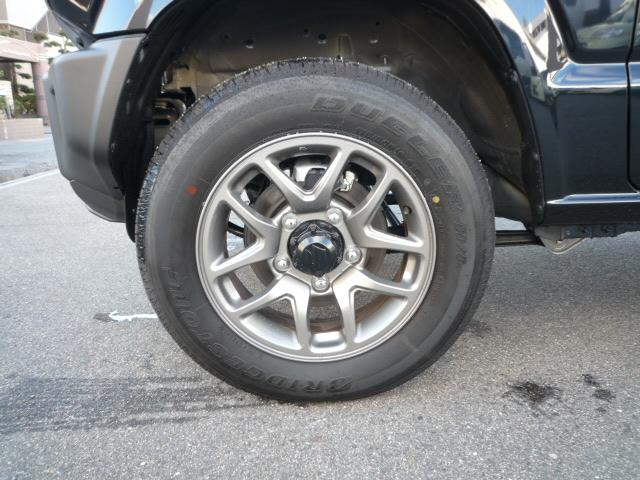 ジムニー ＸＣ　カロッツェリア９型ナビ・フルセグ・ＤＶＤ・ブルートゥース・ＨＤＭＩ・バックモニター・ＥＴＣ２．０・ＬＥＤヘッドライト・純正１６ＡＷ・リアパークソナー・シートヒーター・リア３面フィルム・スペアキー（10枚目）