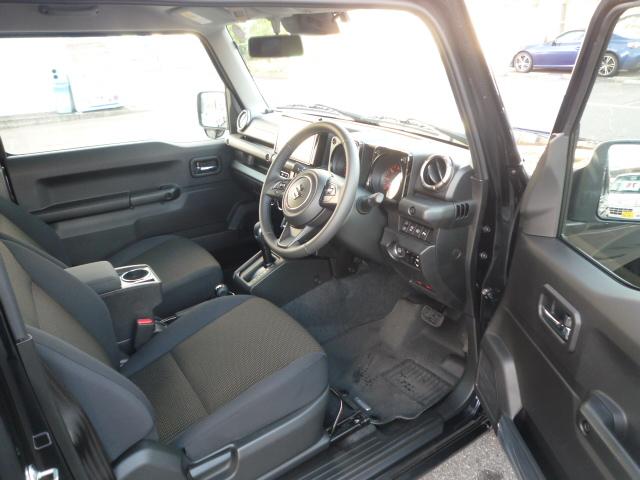 ジムニー ＸＣ　カロッツェリア９型ナビ・フルセグ・ＤＶＤ・ブルートゥース・ＨＤＭＩ・バックモニター・ＥＴＣ２．０・ＬＥＤヘッドライト・純正１６ＡＷ・リアパークソナー・シートヒーター・リア３面フィルム・スペアキー（16枚目）