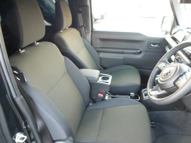 ジムニー ＸＣ　カロッツェリア９型ナビ・フルセグ・ＤＶＤ・ブルートゥース・ＨＤＭＩ・バックモニター・ＥＴＣ２．０・ＬＥＤヘッドライト・純正１６ＡＷ・リアパークソナー・シートヒーター・リア３面フィルム・スペアキー（17枚目）