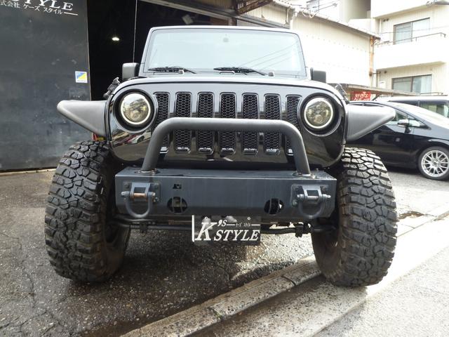 ジープ・ラングラーアンリミテッド ルビコン アンリミテッドルビコン リフトアップ マフラー 17インチホイール カロッツェリアSDナビ フルセグTV Bluetoothオーディオ ETC(4枚目)