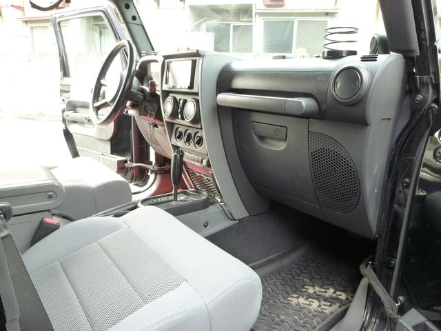 ジープ・ラングラーアンリミテッド ルビコン アンリミテッドルビコン リフトアップ マフラー 17インチホイール カロッツェリアSDナビ フルセグTV Bluetoothオーディオ ETC(14枚目)