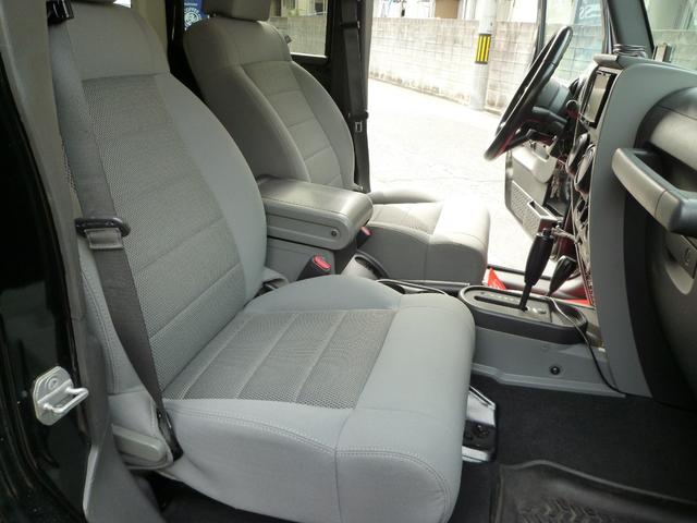 ジープ・ラングラーアンリミテッド ルビコン アンリミテッドルビコン リフトアップ マフラー 17インチホイール カロッツェリアSDナビ フルセグTV Bluetoothオーディオ ETC(17枚目)