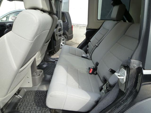 ジープ・ラングラーアンリミテッド ルビコン アンリミテッドルビコン リフトアップ マフラー 17インチホイール カロッツェリアSDナビ フルセグTV Bluetoothオーディオ ETC(19枚目)