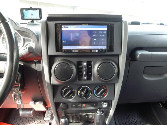 ジープ・ラングラーアンリミテッド ルビコン アンリミテッドルビコン リフトアップ マフラー 17インチホイール カロッツェリアSDナビ フルセグTV Bluetoothオーディオ ETC(20枚目)