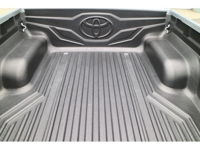 Z ディーゼルターボ4WD 1オーナー 衝突軽減 純正ナビW66T Bカメラ LEDライトフォグ ヒルスタートアシスト アクティブトラクション ダウンヒルアシスト BFGoodrich265/65/R17(7枚目)
