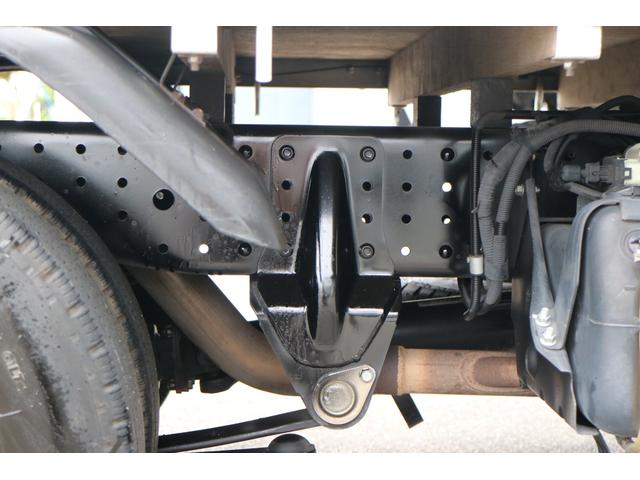 全低床 2t積インパネ5速MT 4P10 Dターボ DPF アドブルー 車線逸脱警報付 ナビETC LEDライト フォグ キーレス電格ミラーABS エアバッグ 荷台寸312/160/38cm リアWタイヤ(23枚目)