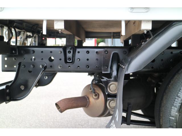 全低床 2t積インパネ5速MT 4P10 Dターボ DPF アドブルー 車線逸脱警報付 ナビETC LEDライト フォグ キーレス電格ミラーABS エアバッグ 荷台寸312/160/38cm リアWタイヤ(24枚目)