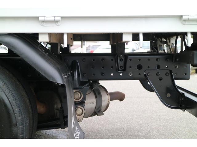 全低床 2t積インパネ5速MT 4P10 Dターボ DPF アドブルー 車線逸脱警報付 ナビETC LEDライト フォグ キーレス電格ミラーABS エアバッグ 荷台寸312/160/38cm リアWタイヤ(25枚目)