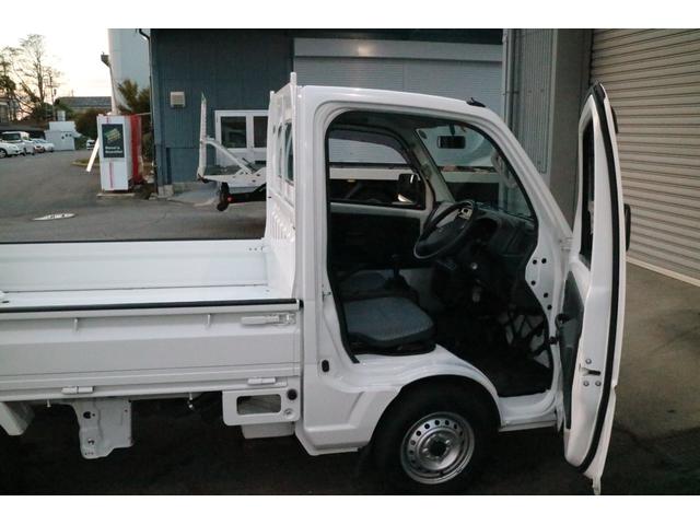 KCエアコン・パワステ 5型後期 4WD 5速MT 1オーナー ぬかるみ脱出アシスト オートライト ビニールレザーシート表皮 AM/FMラジオ(28枚目)