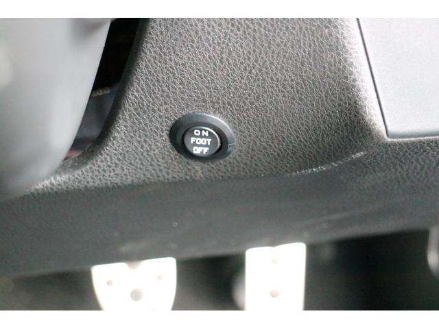 GTリミテッド 6速MT 1オーナー車 純正SDナビ&フルセグTV(W61G)215/45/R17純正AW Rスポイラー HIDライト フォグ ハーフレザーシートヒーター 新車保証書 取扱書 Sキー(25枚目)