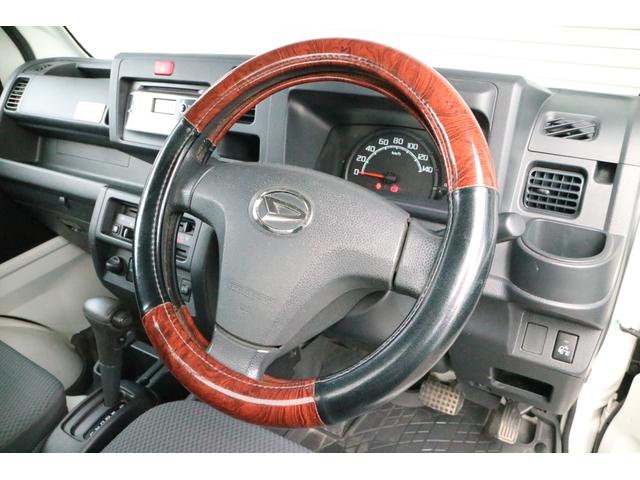 エクストラ 4WD4速オートマ PS PW キーレス エアコン エアバック 145R12 6PR LT 純正2DIN CDデッキ ゲートプロテクター 荷台マット 荷台作業灯 新車保証書 取説 SキーX1(10枚目)