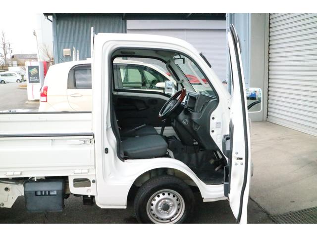 エクストラ 4WD4速オートマ PS PW キーレス エアコン エアバック 145R12 6PR LT 純正2DIN CDデッキ ゲートプロテクター 荷台マット 荷台作業灯 新車保証書 取説 SキーX1(35枚目)